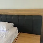 No 22 Aparthotel 3*